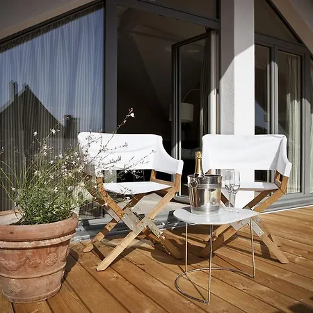 Hotel Le Coq Chantant And Boutique 4*