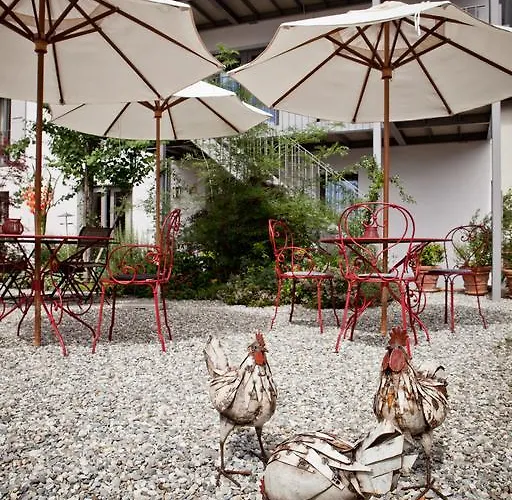 Hotel Le Coq Chantant And Boutique 4*