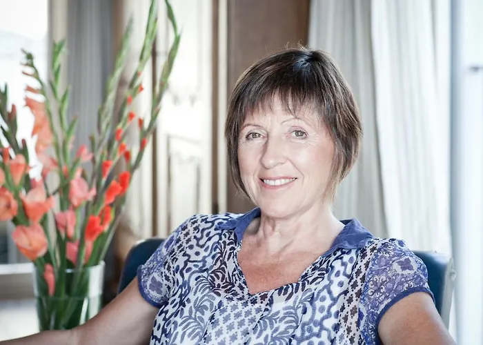 Le Coq Chantant And Boutique Hotel 4*