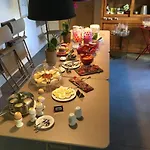 Le Coq Chantant And Boutique Hotel Saint-Livres