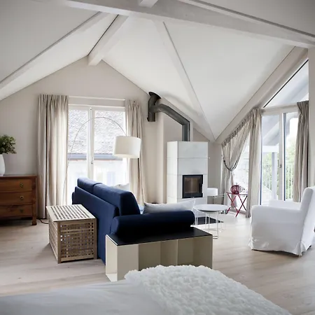 Le Coq Chantant And Boutique Hotel Saint-Livres