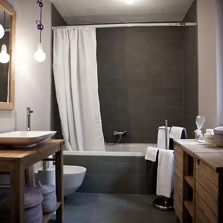 Le Coq Chantant And Boutique Hotel 4*