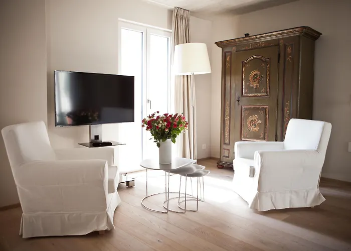 Hotel Le Coq Chantant And Boutique