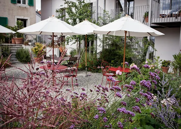 Le Coq Chantant And Boutique 4* Saint-Livres