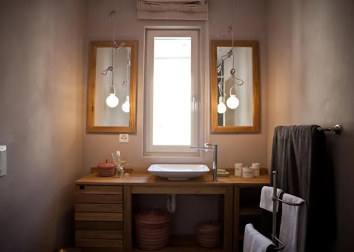 Hotel Le Coq Chantant And Boutique